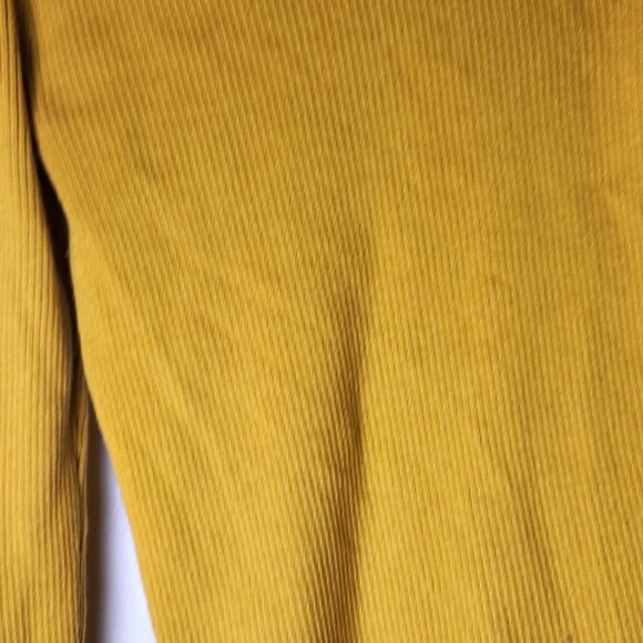 Cozy Yellow Turtleneck Sweater - Picture 5 of 12